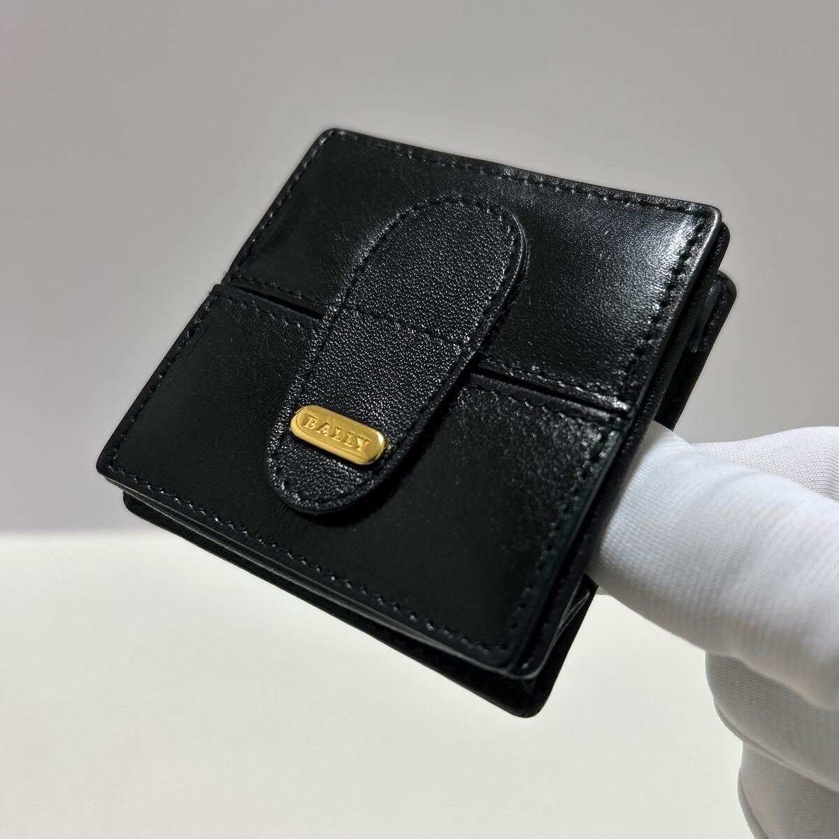 美品-箱・袋付き BALLY バリー コインケース ブラック 本革 小銭 美品-箱・袋付き BALLY バリー コインケース ブラック 本革 小銭