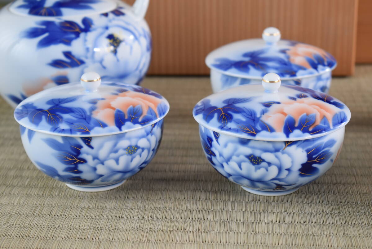 未使用 深川製磁 茶器揃 急須 湯飲み 5客 宮内庁御用達 共箱 未使用 深川製磁 茶器揃 急須 湯飲み 5客 宮内庁御用達 共箱