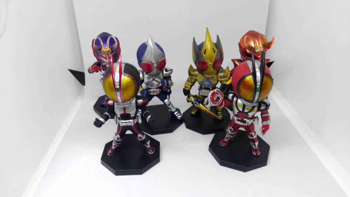送料無料 平成仮面ライダー ノーマルフォーム 最強フォーム 40体 送料無料 平成仮面ライダー ノーマルフォーム 最強フォーム 40体