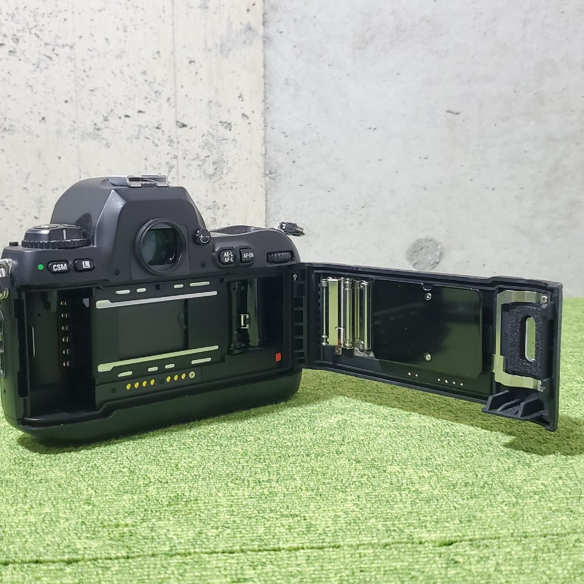 Nikon/ニコン Nikon F100 一眼レフフィルムカメラ sigma 28 Nikon/ニコン Nikon F100 一眼レフフィルムカメラ sigma 28