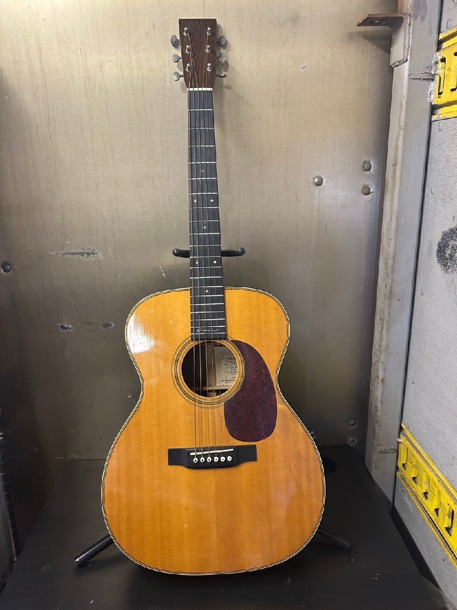 【極美品】 Martin OOO-28EC エリック・クラプトンモデル Martin OOO-28EC 04年製 エリック クラプトン モデル！ - YouTube