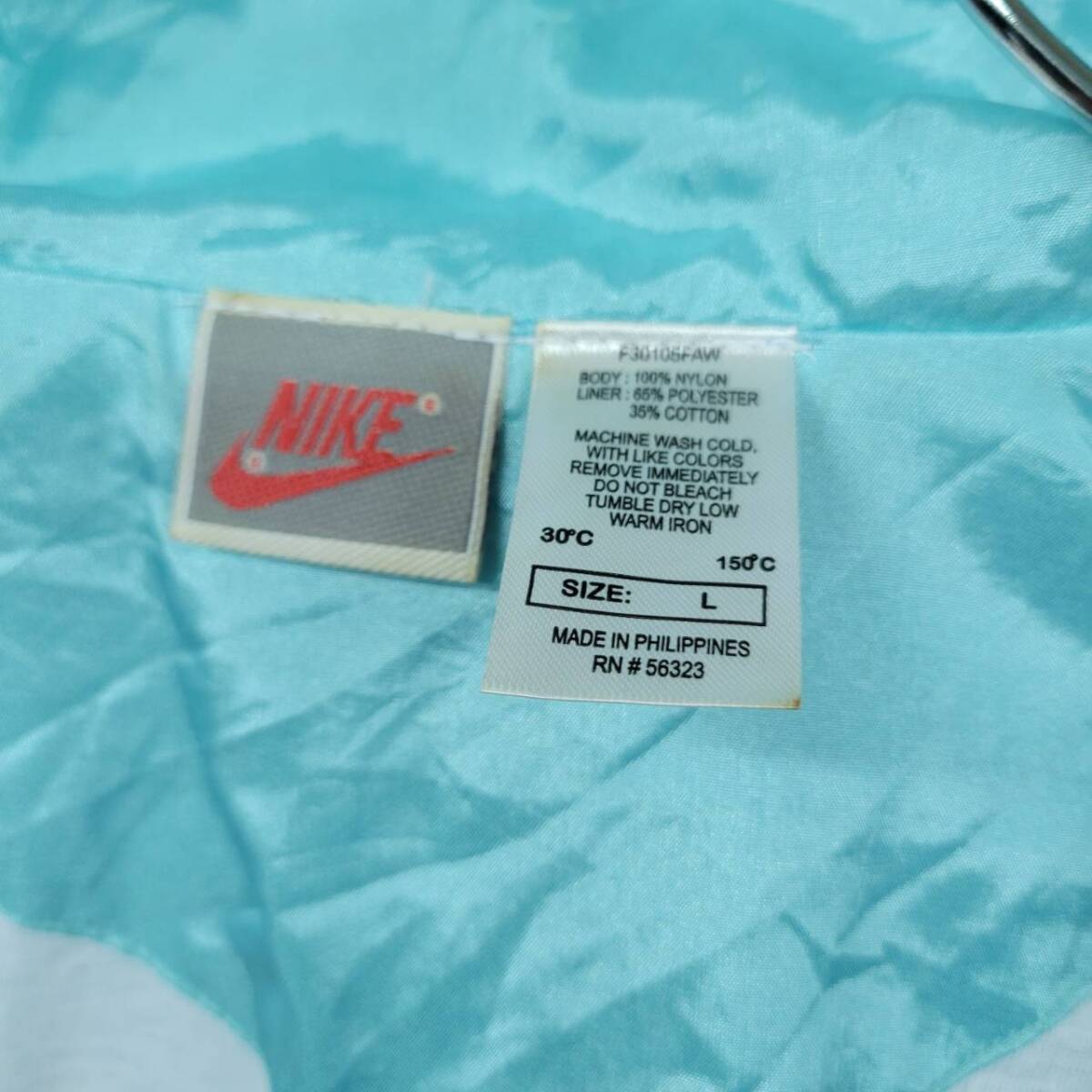 古着 90s ナイキ NIKE 刺繍 花柄 ナイロンジャケット ライト 古着 90s ナイキ NIKE 刺繍 花柄 ナイロンジャケット ライト