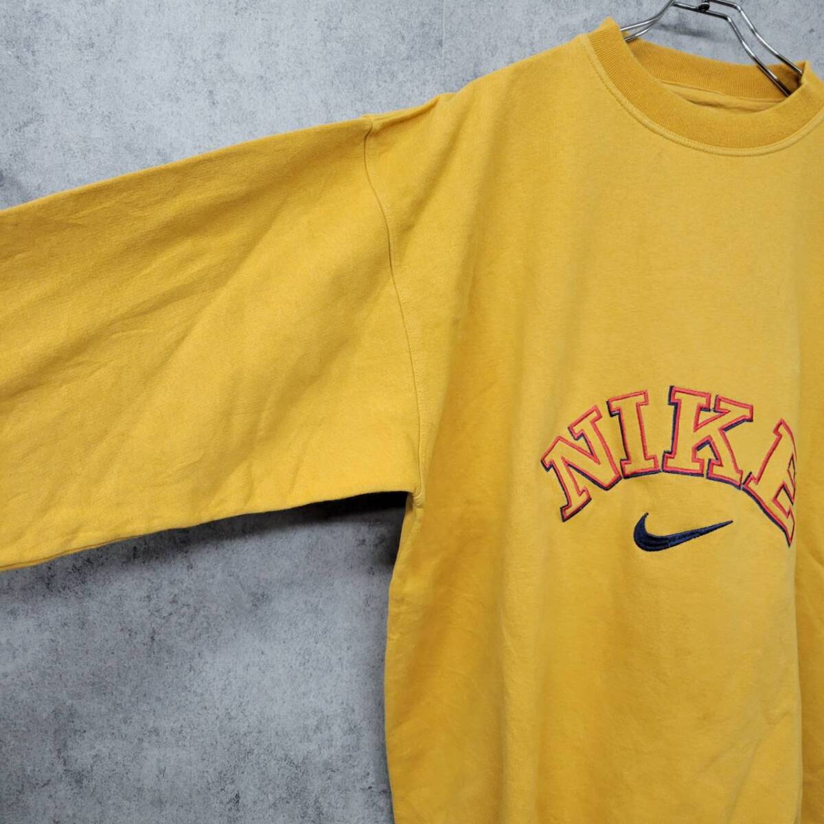 90s ナイキ NIKE 希少 刺繍 スウェット マスタード XXL 古着 90s ナイキ NIKE 希少 刺繍 スウェット マスタード XXL 古着
