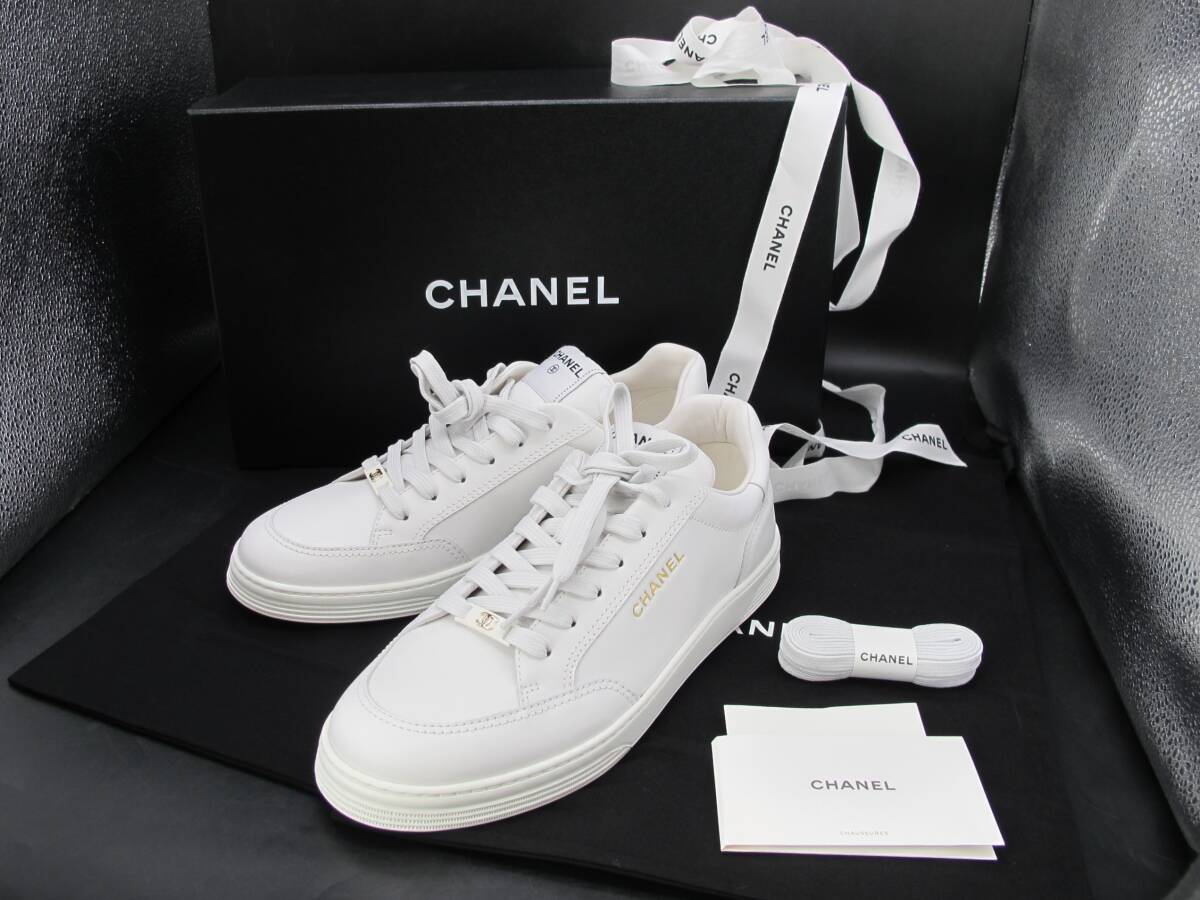 CHANEL シャネル ココマーク レザースニーカー 未使用 サイズ43 CHANEL シャネル ココマーク レザースニーカー 未使用 サイズ43