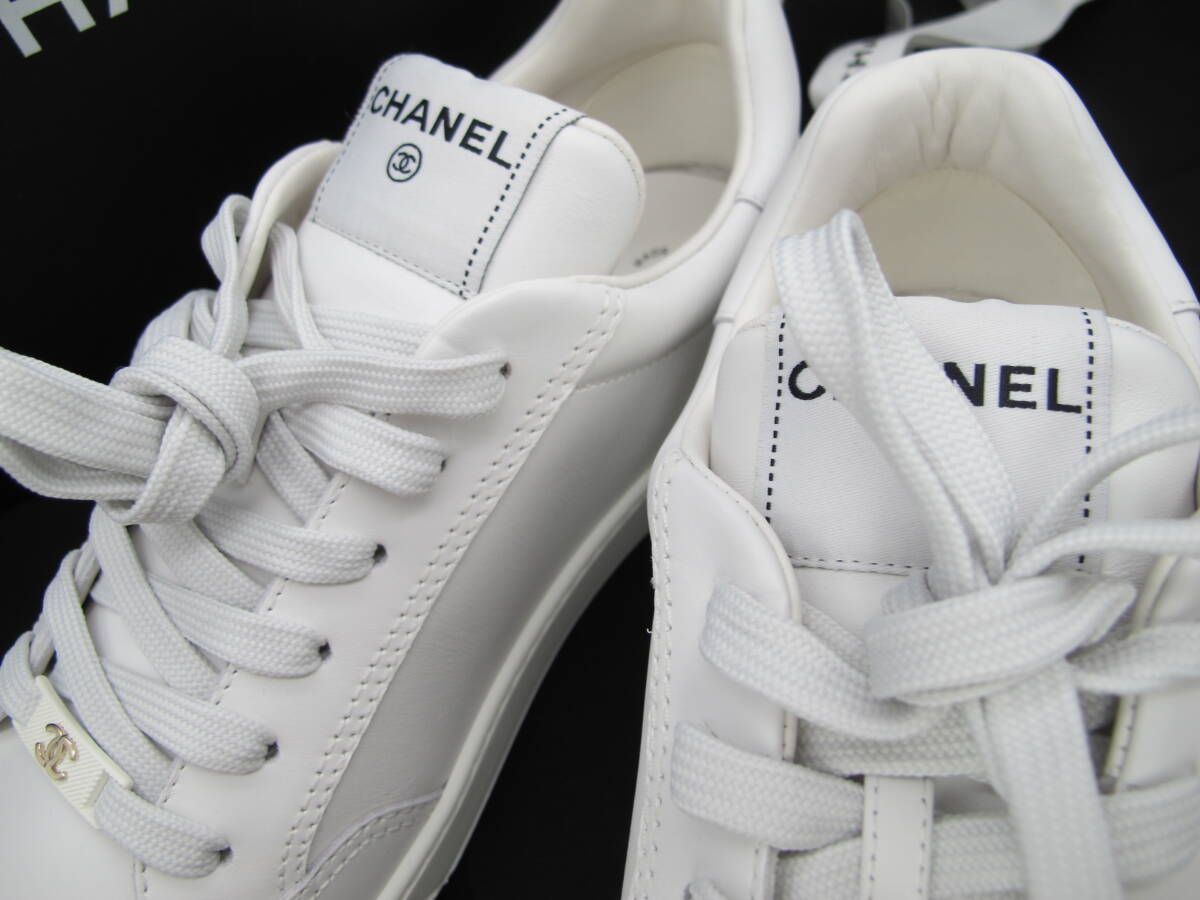 CHANEL シャネル ココマーク レザースニーカー 未使用 サイズ43 CHANEL シャネル ココマーク レザースニーカー 未使用 サイズ43