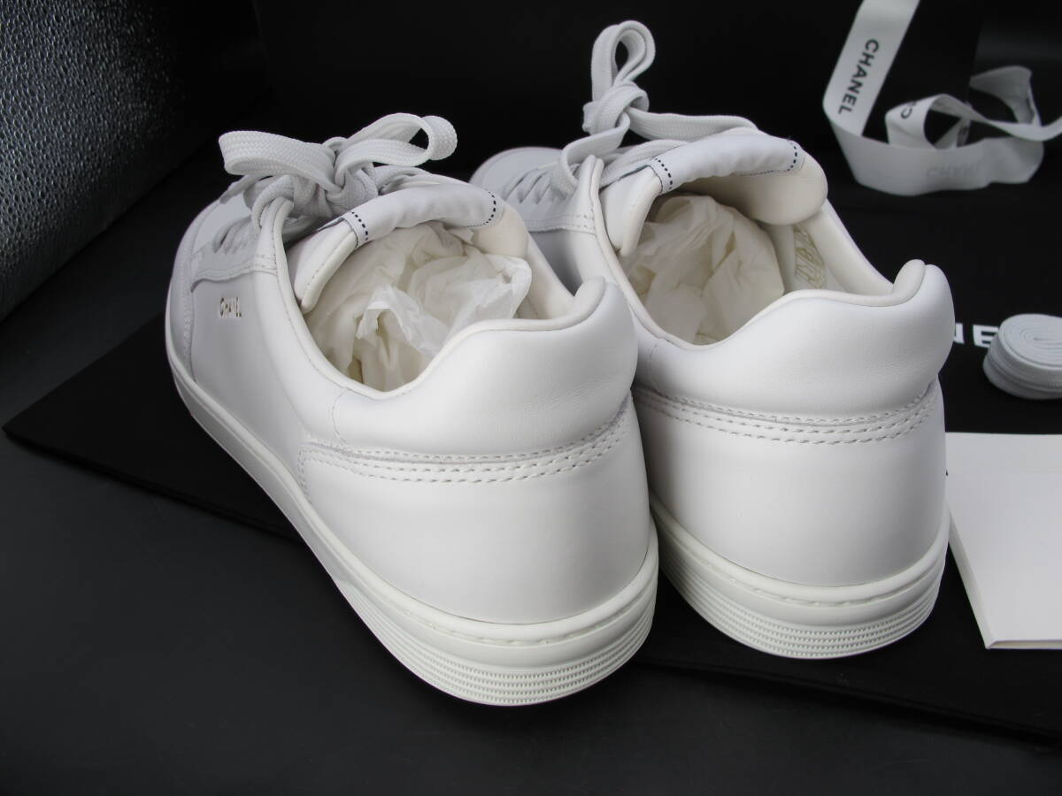 CHANEL シャネル ココマーク レザースニーカー 未使用 サイズ43 CHANEL シャネル ココマーク レザースニーカー 未使用 サイズ43