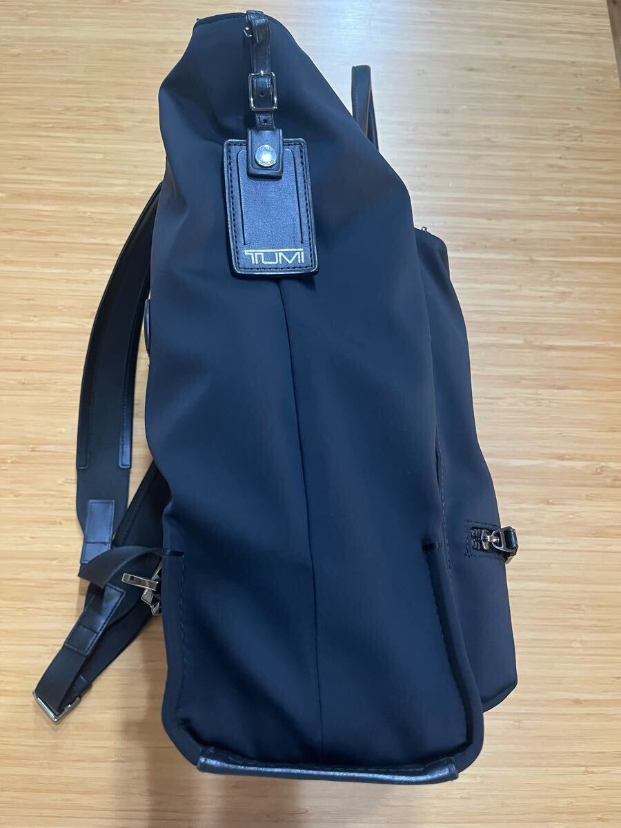 TUMI トゥミ ハリソン ナイロン レザー トートバッグ HARRISON 「ウッドサイド」イースト・ウエスト・トート ブラック
