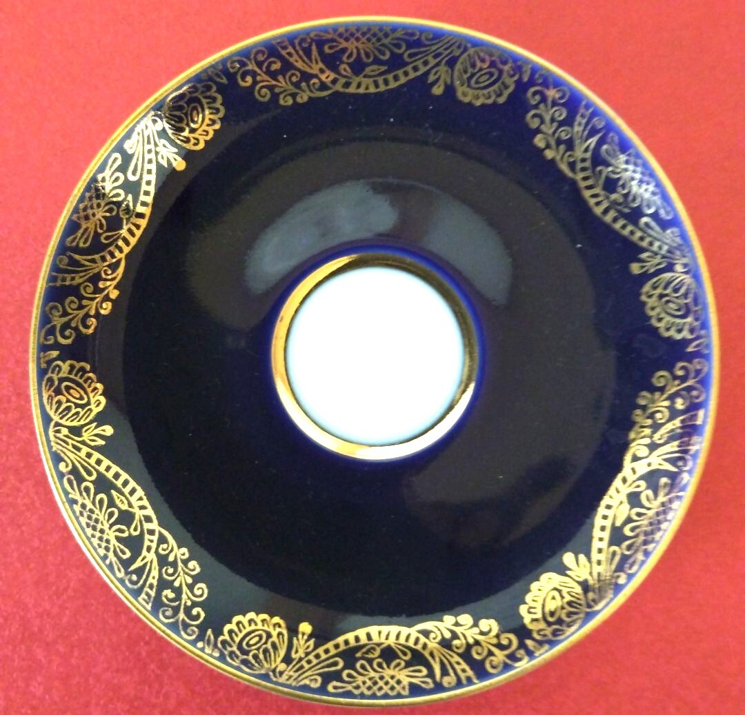 （豪華）IMPERIAL PORCELAINインペリアル ポーセレン 金彩紺色デミタスカップ&ソーサー_画像3