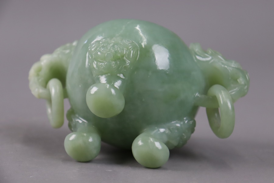 中国古玩 翡翠玉石 彫刻 獅子蓋彫遊環付 香炉 置物 箱付 天然石 中国古玩 翡翠玉石 彫刻 獅子蓋彫遊環付 香炉 置物 箱付 天然石