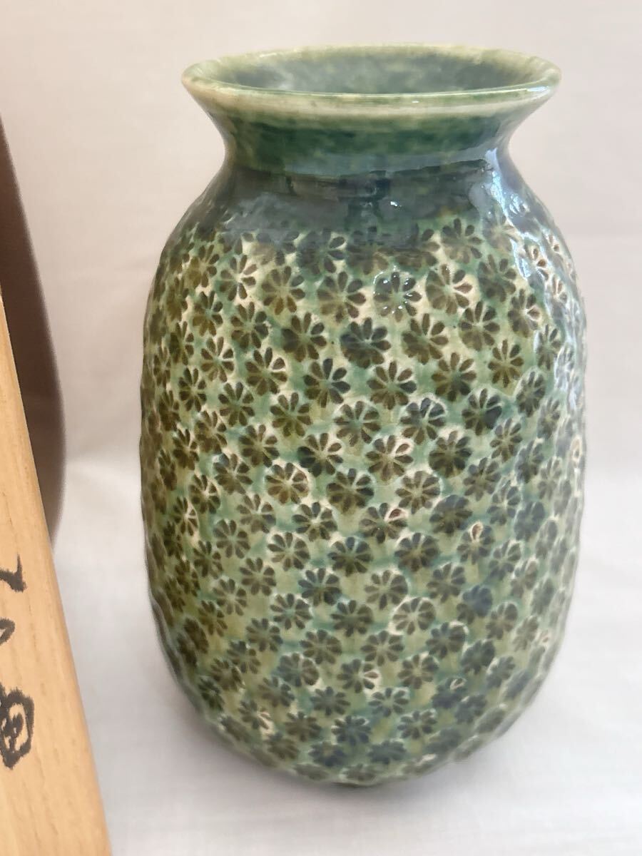 織部焼 花瓶 花器 花入 インテリア 陶器 工芸品 印花紋 緑 No.22 織部焼 花瓶 花器 花入 インテリア 陶器 工芸品 印花紋 緑 No.22