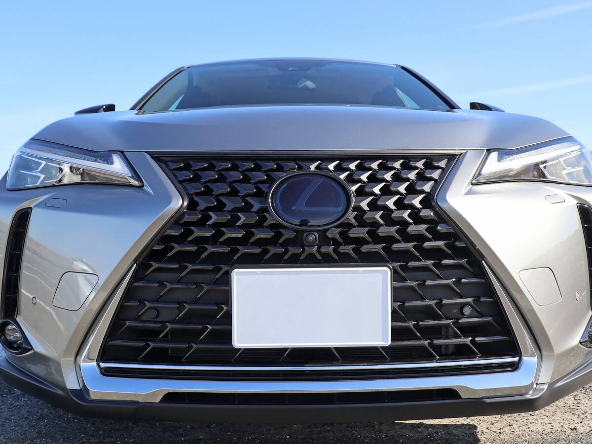 Tint+再利用できる エンブレム スモークフィルム(スモーク20％ 前后2枚セット) レクサス UX200/UX250h/UX300h/UX300e MZAA10/MZAH10 UX