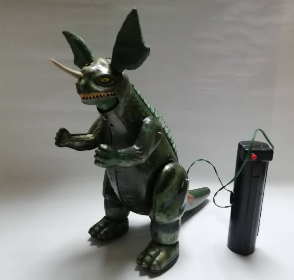 バラゴン マルサン製 1960年代 当時もの 電動歩行 東宝特撮 完動 バラゴン マルサン製 1960年代 当時もの 電動歩行 東宝特撮 完動