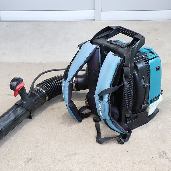 現状渡し】 エンジンブロワ MAKITA EB7660TH ハイパワー 低振動 現状渡し】 エンジンブロワ MAKITA EB7660TH ハイパワー 低振動