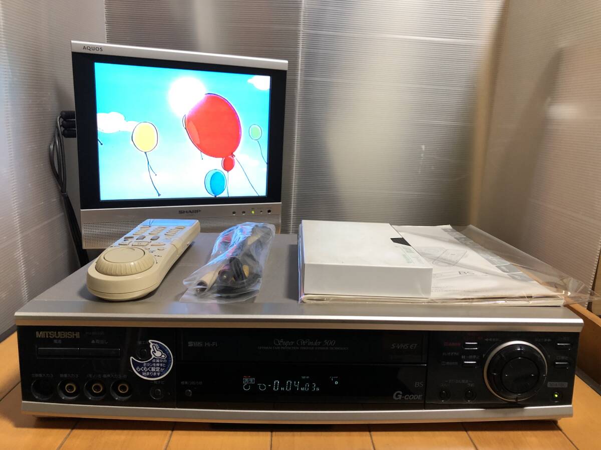 モニターは付屬しません