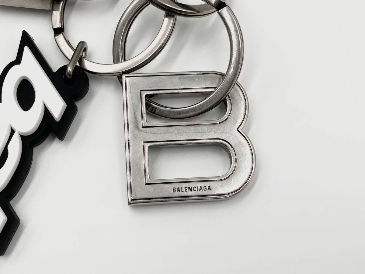 美品】 BALENCIAGA KITチャーム キーリング キーホルダー キー 美品】 BALENCIAGA KITチャーム キーリング キーホルダー キー