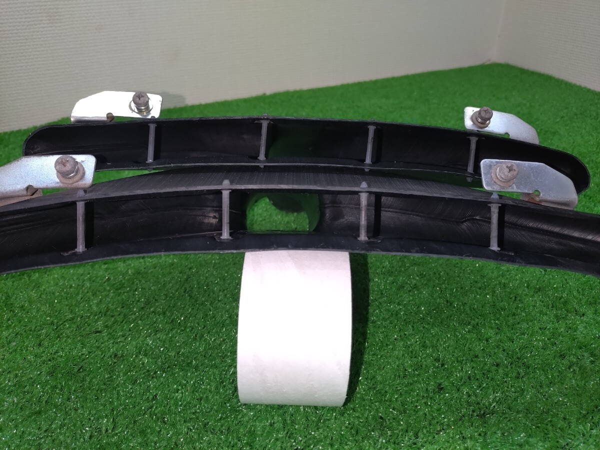 フェアレディz　s30z 初期型　フロントダクト　（デフォッガー　デフロスター　エアコン　ダクト）240z HLS30 左右セット　_画像9