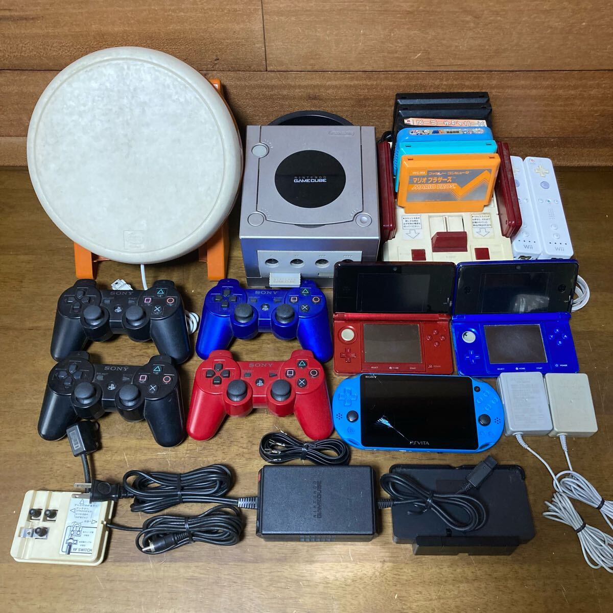 話題の人気 本体 ゲーム機 1円スタート!】ジャンク ソフト 20点 周辺機器 PS3本体