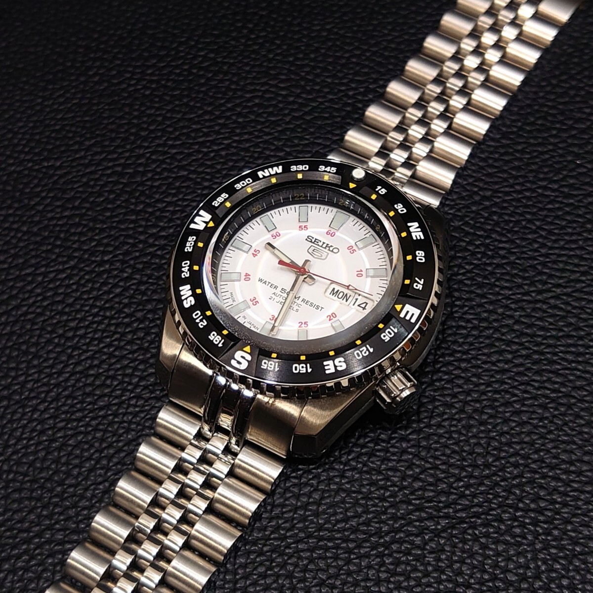 未使用 セイコー5 SEIKO5 メンズ 自動巻き 腕時計 ダイバー