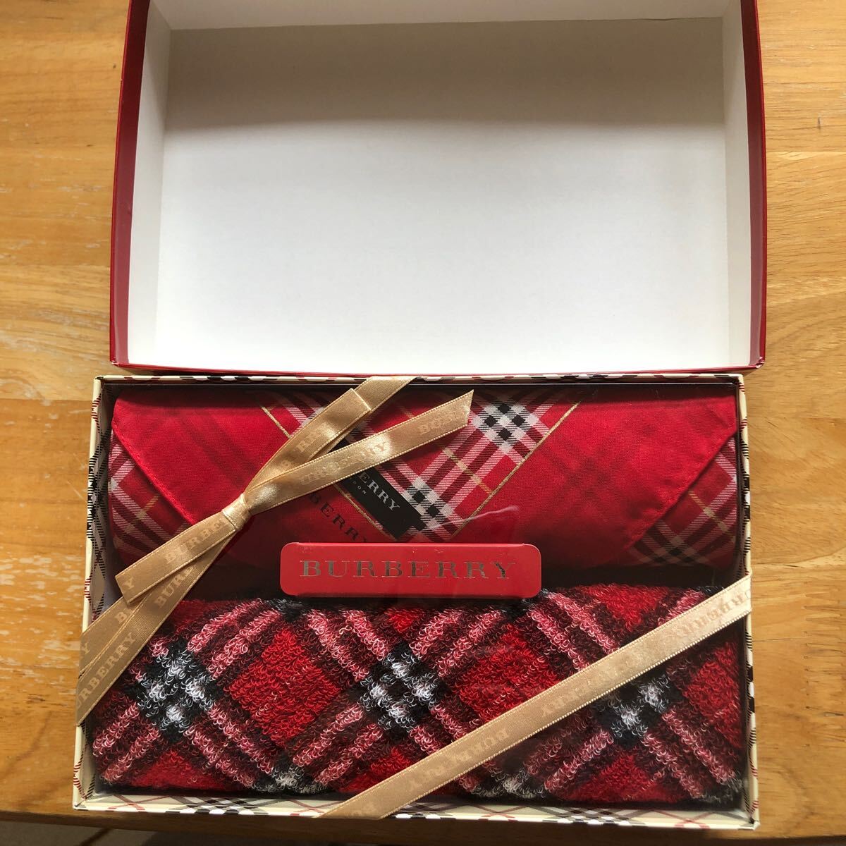 BURBERRY バーバリー ハンカチ2枚セット 新品(女性用)|売買され BURBERRY バーバリー ハンカチ2枚セット 新品(女性用)|売買され