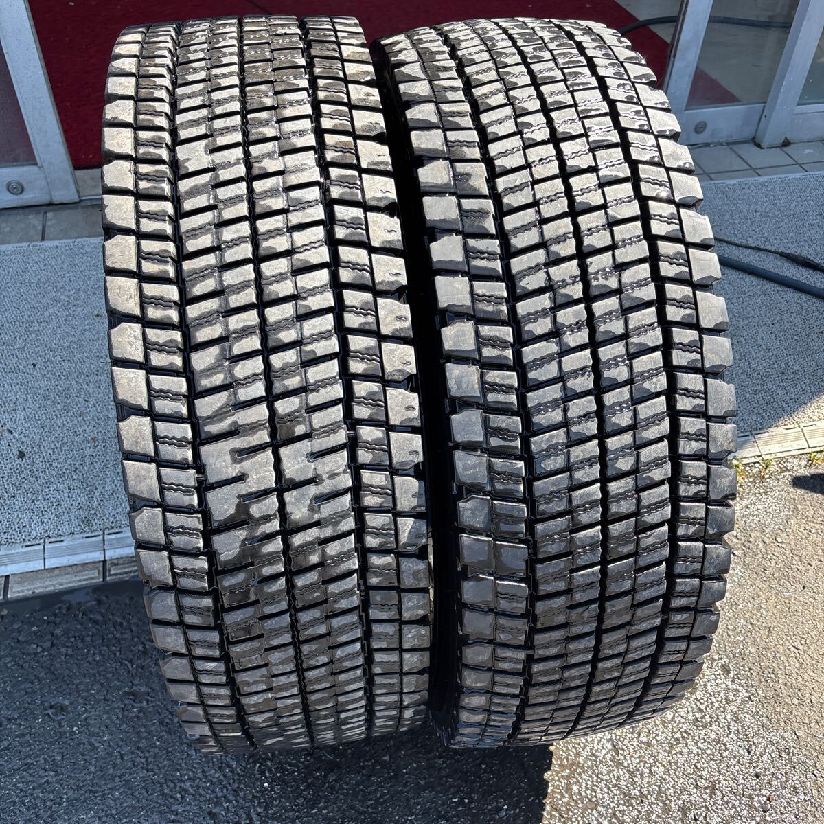 265/70R19.5 SAILUN SW05 中古冬タイヤ 2本:25000円_画像1