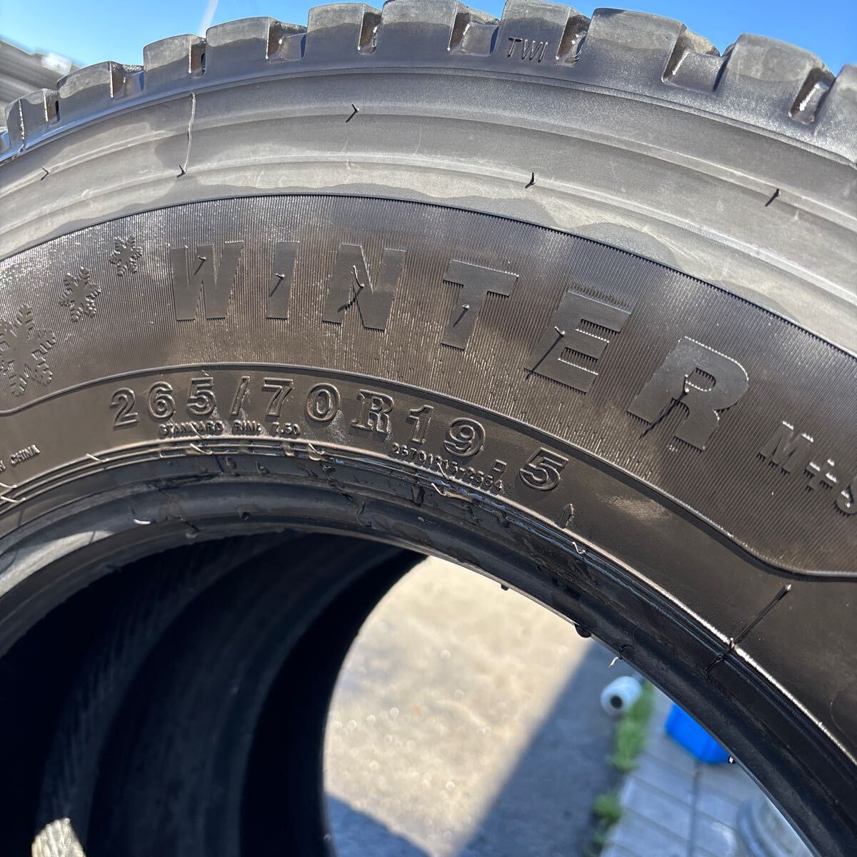 265/70R19.5 SAILUN SW05 中古冬タイヤ 2本:25000円_画像2