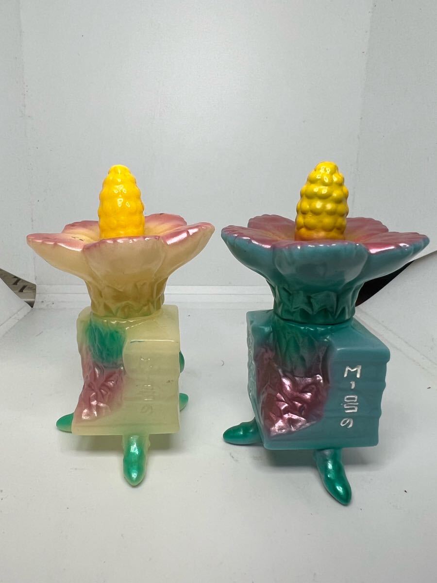 非売品M1号ウルトラQマンモスフラワージュラン蓄光ミニソフビ 非売品M1号ウルトラQマンモスフラワージュラン蓄光ミニソフビ