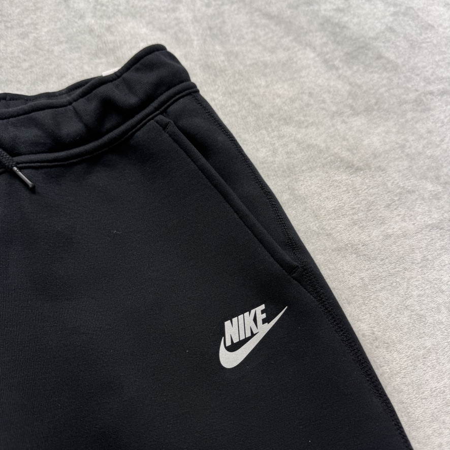 160cm 新品未使用 NIKE テックフリース セットアップ ナイキ 160cm 新品未使用 NIKE テックフリース セットアップ ナイキ
