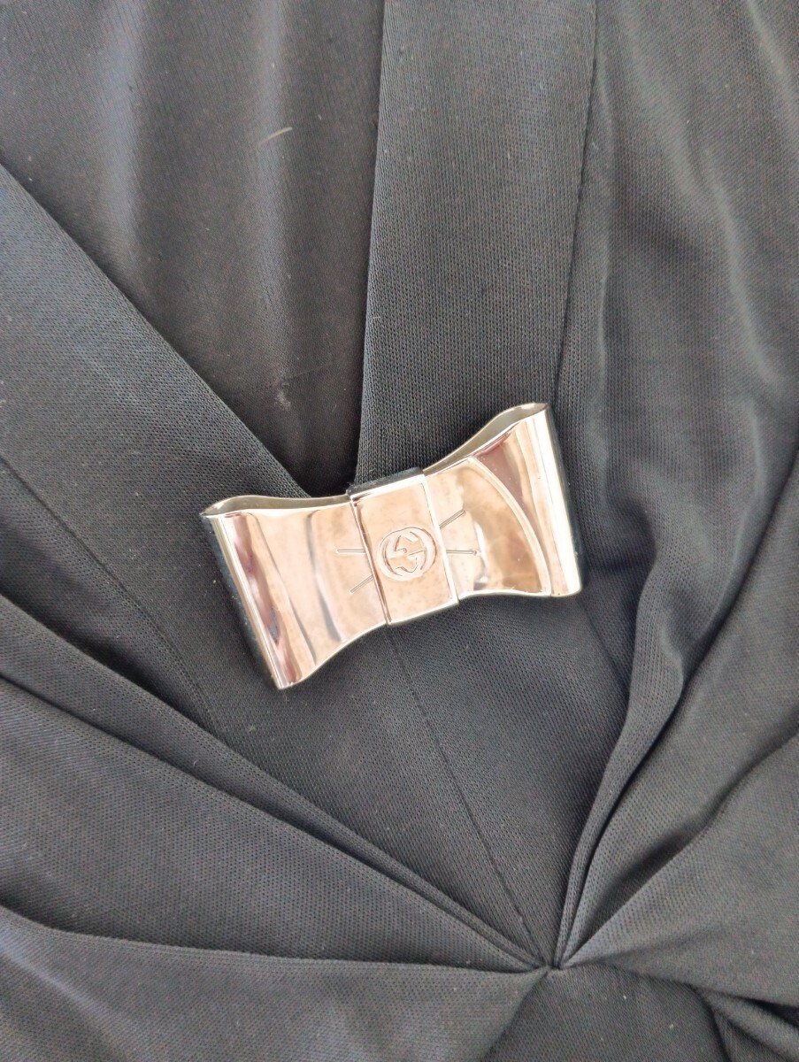 グッチ GUCCI リボン ロゴ ワンピース ブラック ミモレ丈 格安 グッチ GUCCI リボン ロゴ ワンピース ブラック ミモレ丈 格安