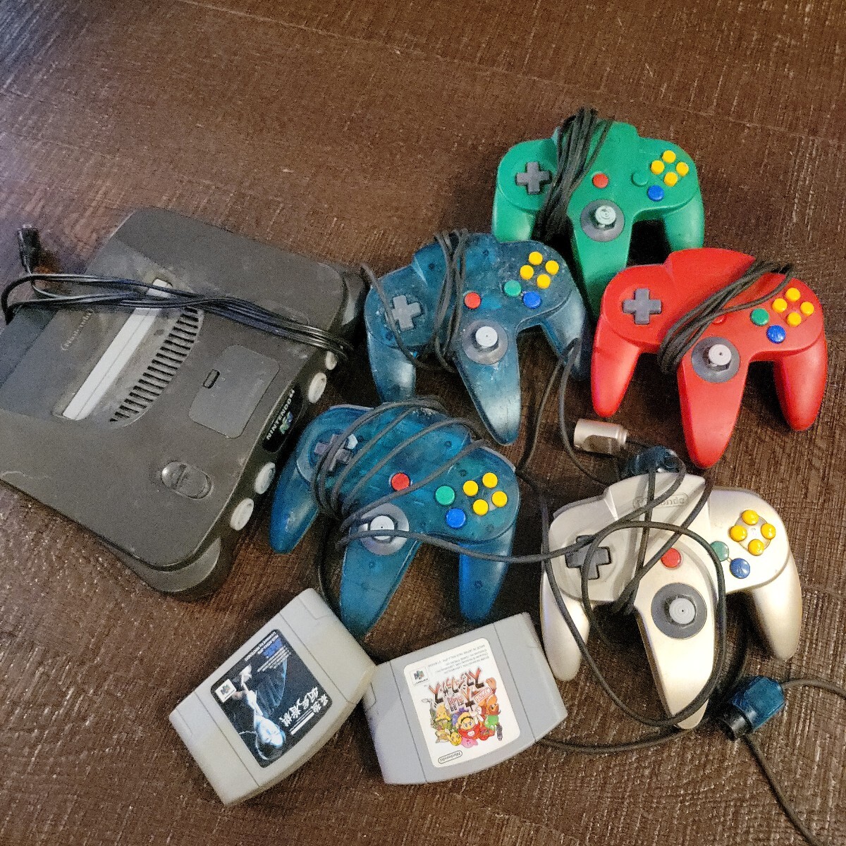 任天堂64 コントローラージャンク Nintendo64(本体 任天堂64 コントローラージャンク Nintendo64(本体
