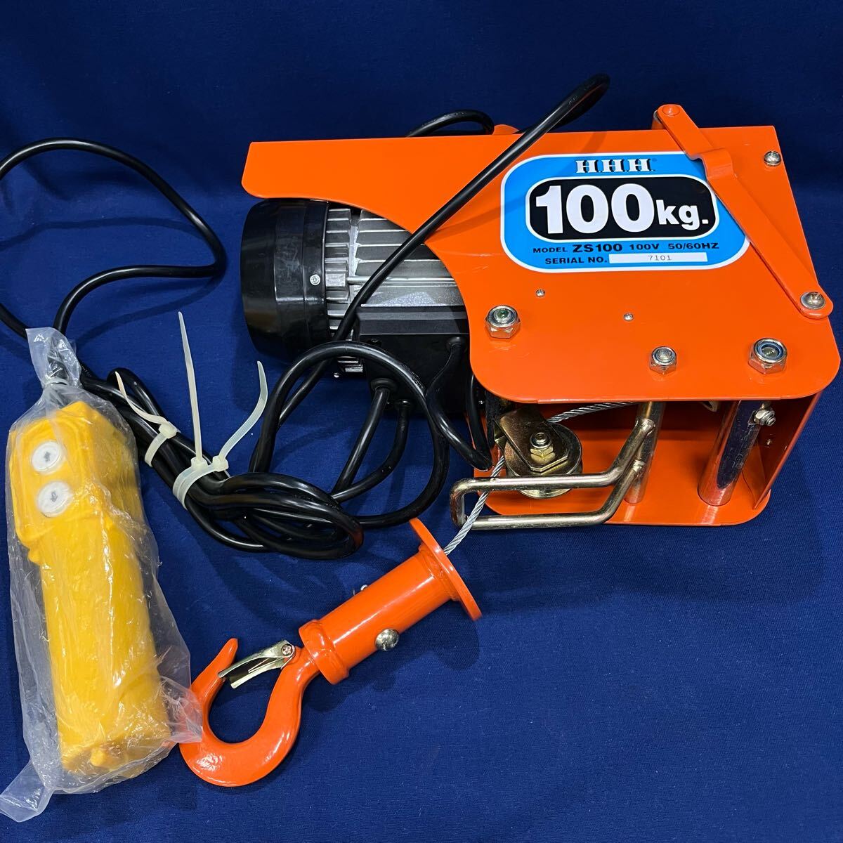 電気ホイスト ZS100 動作確認済み 吊り上げ 吊り下げ 巻き上げ機 電気ホイスト ZS100 動作確認済み 吊り上げ 吊り下げ 巻き上げ機