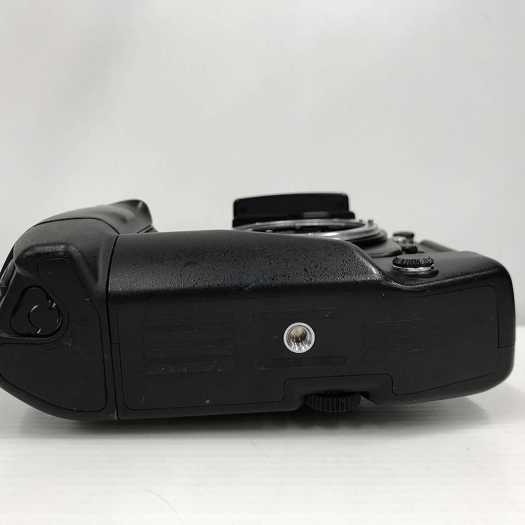 ニコン Nikon フィルムカメラ F4/MB-21/MF-22(ニコン)|売買され ニコン Nikon フィルムカメラ F4/MB-21/MF-22(ニコン)|売買され