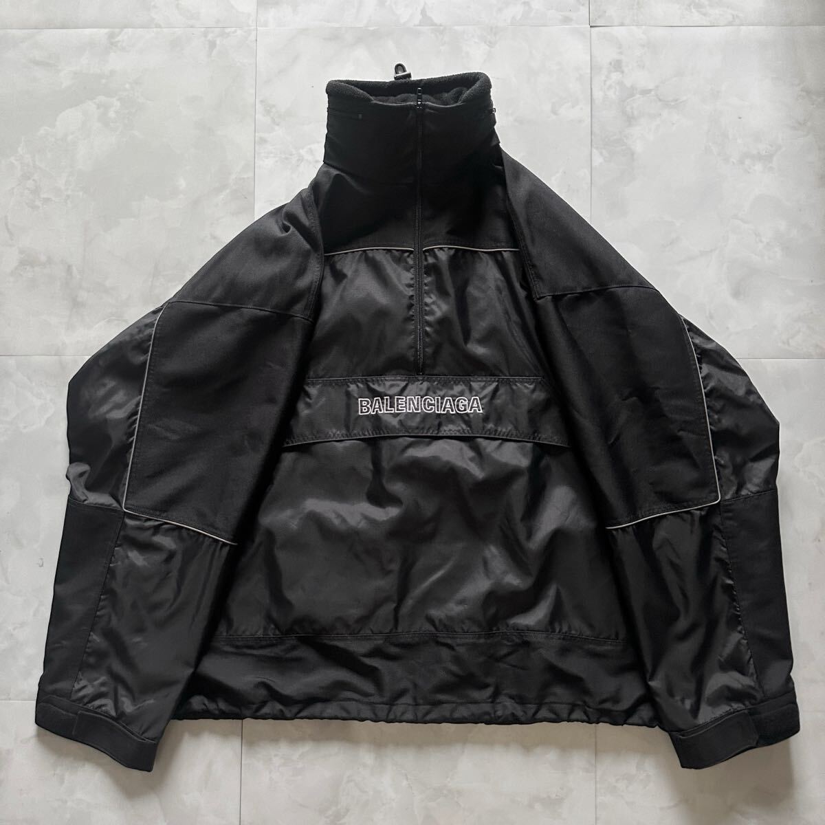 BALENCIAGA】18AW 80s ロゴ ナイロンジャケット バレンシアガ BALENCIAGA】18AW 80s ロゴ ナイロンジャケット バレンシアガ