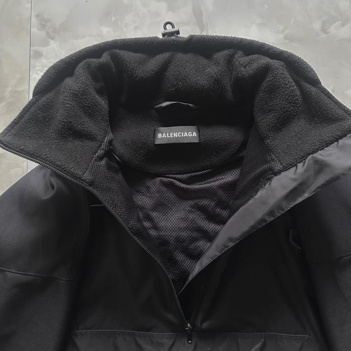 BALENCIAGA】18AW 80s ロゴ ナイロンジャケット バレンシアガ BALENCIAGA】18AW 80s ロゴ ナイロンジャケット バレンシアガ