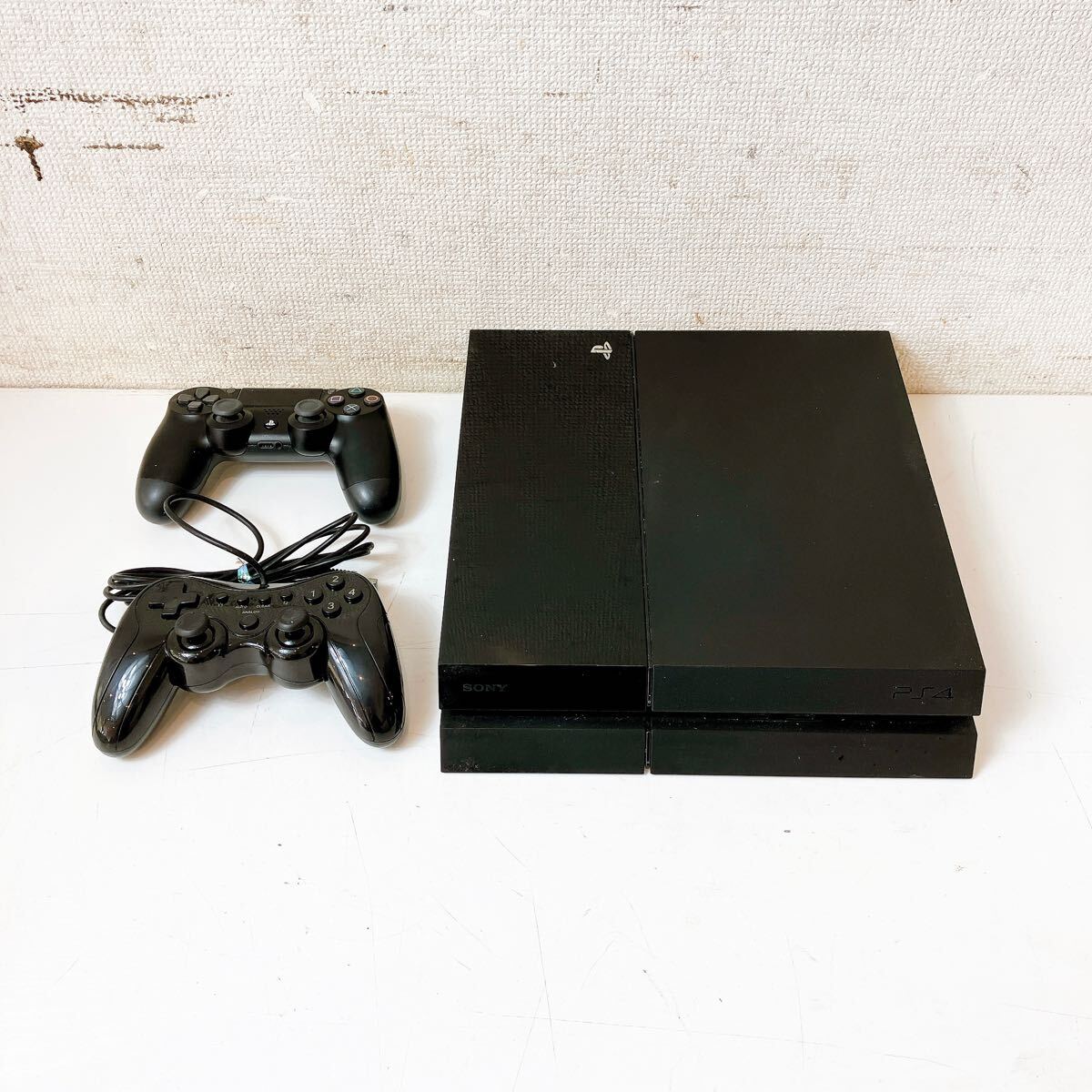 242*中古 SONY ソニー PS4 本体 500GB CUH-1000A ジェット 242*中古 SONY ソニー PS4 本体 500GB CUH-1000A ジェット