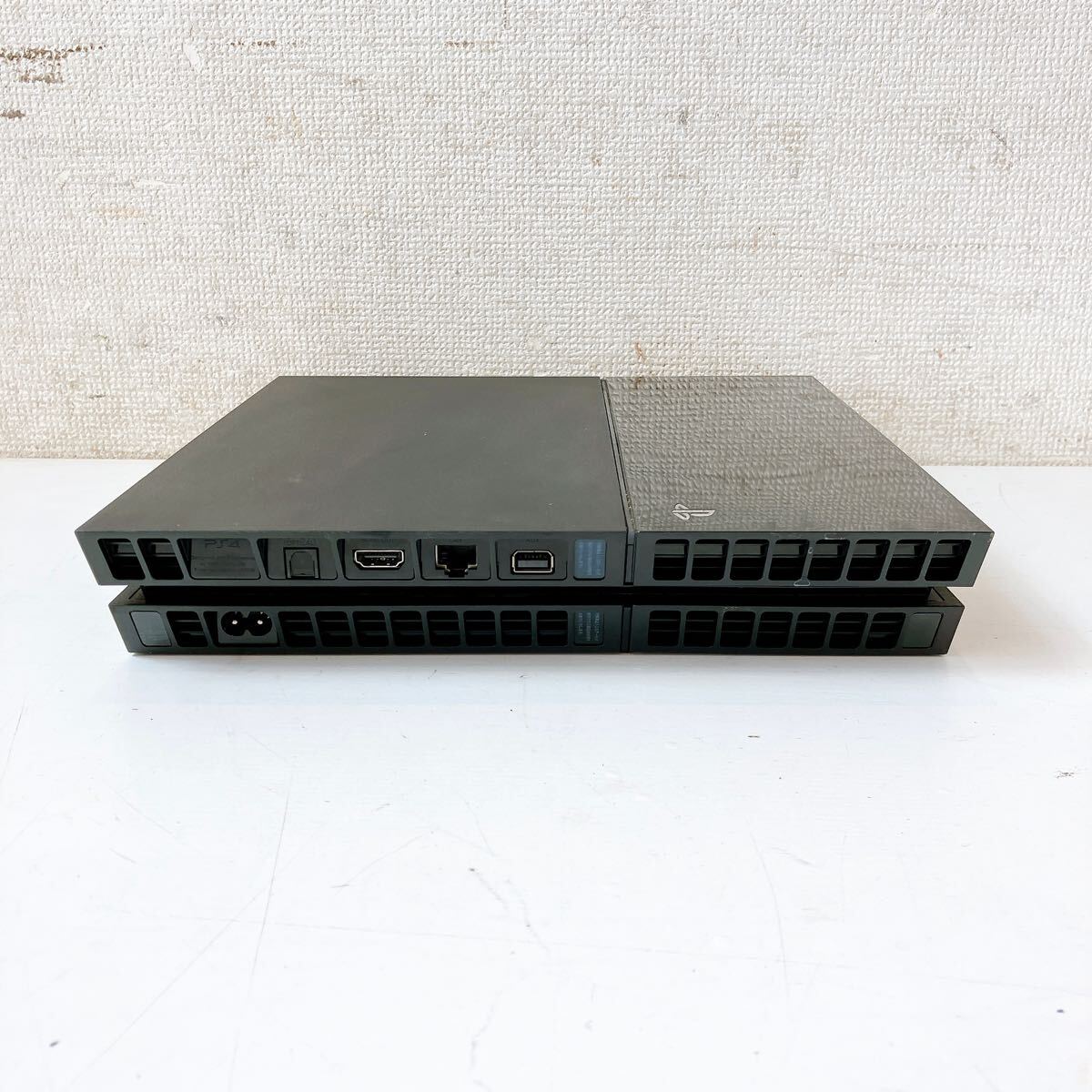 242*中古 SONY ソニー PS4 本体 500GB CUH-1000A ジェット 242*中古 SONY ソニー PS4 本体 500GB CUH-1000A ジェット