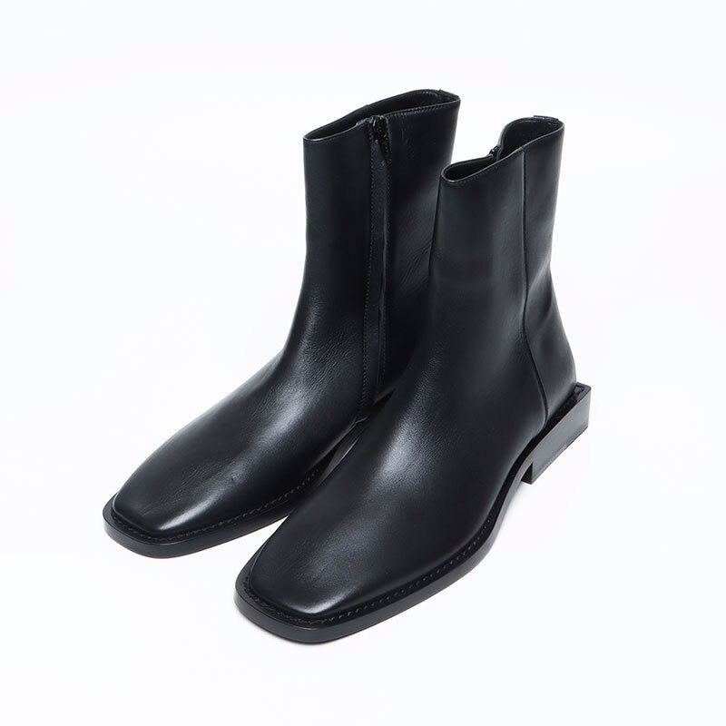 バレンシアガ BALENCIAGA ブーツ BBロゴ サイドジップ レザー バレンシアガ BALENCIAGA ブーツ BBロゴ サイドジップ レザー
