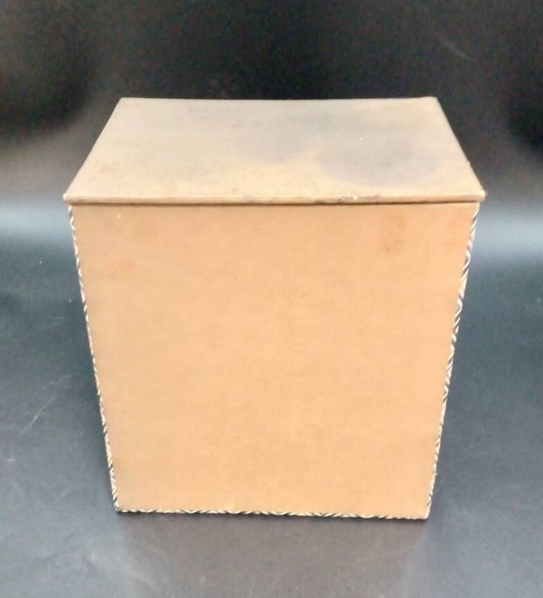 【R601】昭和レトロ/紙制/３段小物入れ/六角形模様/インテリア/現(xiàn)狀品