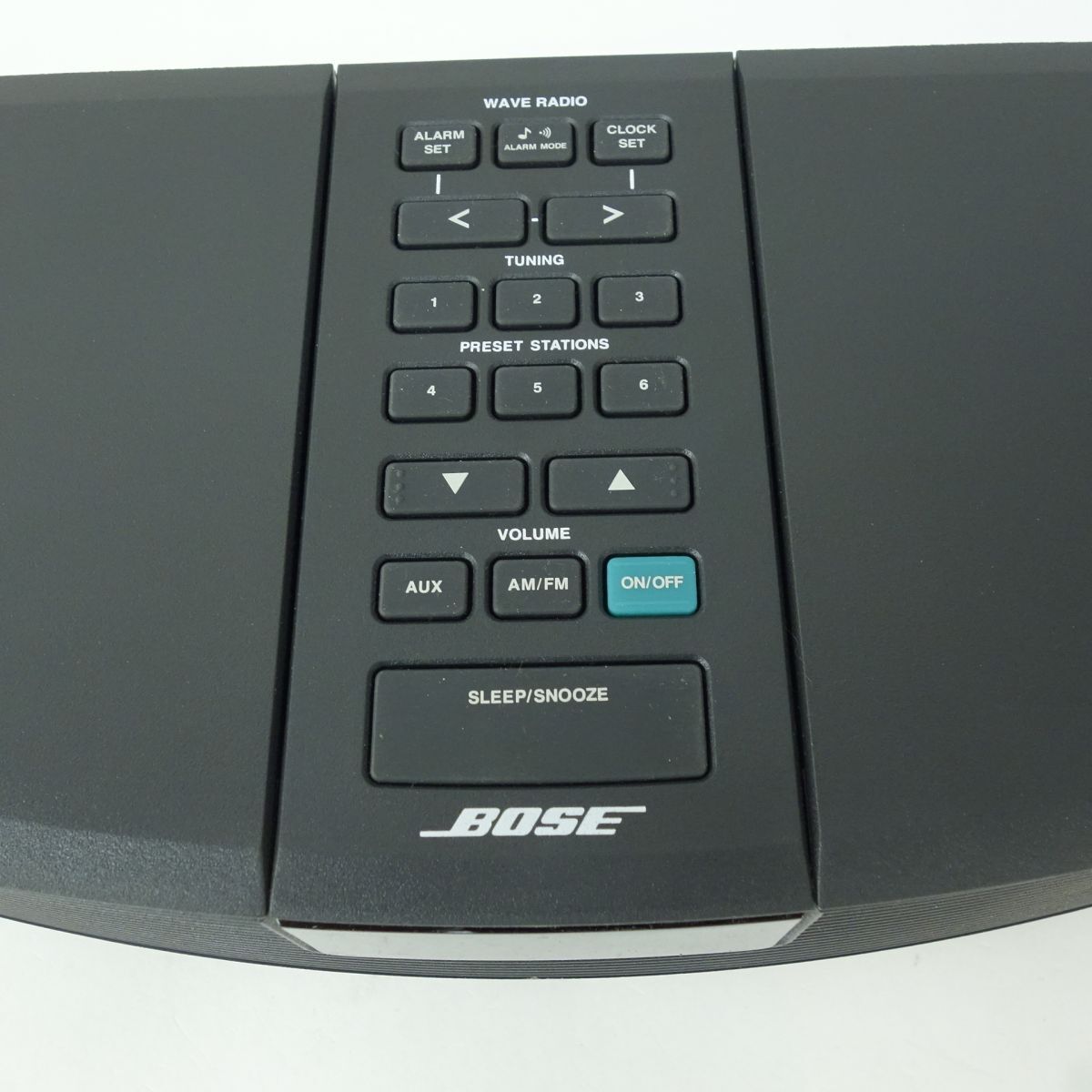100 BOSE ボーズ WAVE RADIO ウェーブラジオ AWR1-0W ※現状品 100 BOSE ボーズ WAVE RADIO ウェーブラジオ AWR1-0W ※現状品