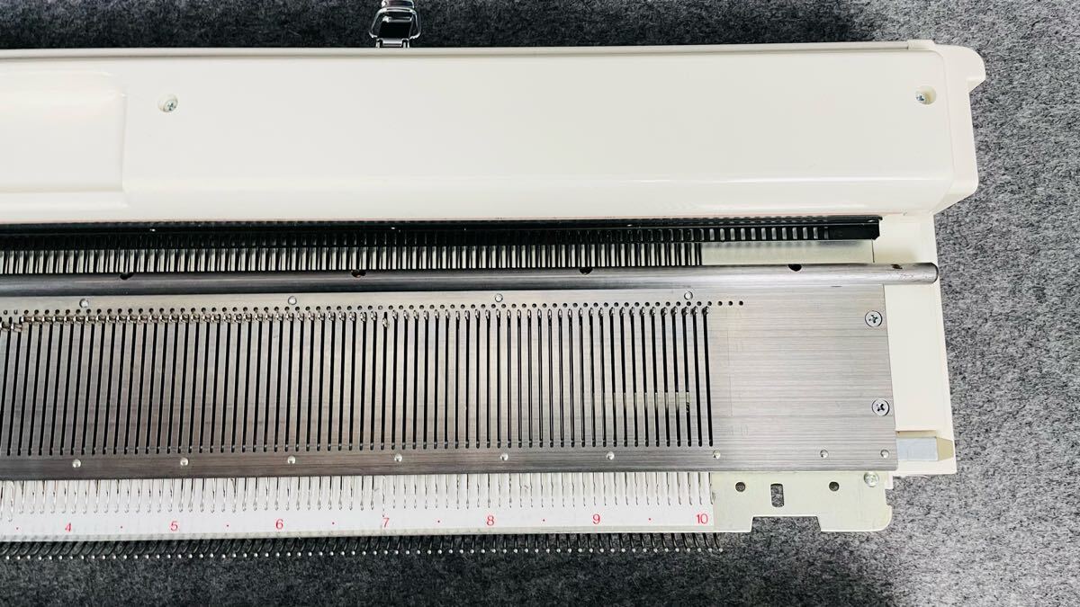 SILVER REED シルバーリード 編み機 SK 840 電子編機(P:4.5mm SILVER REED シルバーリード 編み機 SK 840 電子編機(P:4.5mm