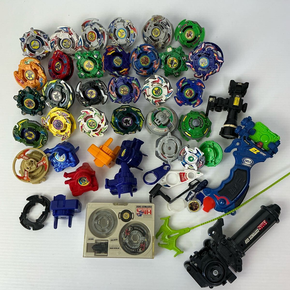 タカラ BEYBLADE 初代 爆転シュート ベイブレード RC コマ27個 タカラ BEYBLADE 初代 爆転シュート ベイブレード RC コマ27個