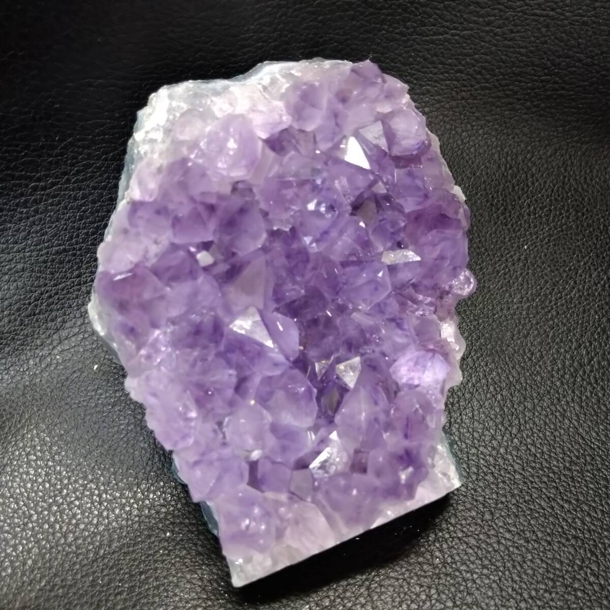 希少】アメジスト 原石 紫水晶 約386g【宝石 鉱物 希少】アメジスト 原石 紫水晶 約386g【宝石 鉱物