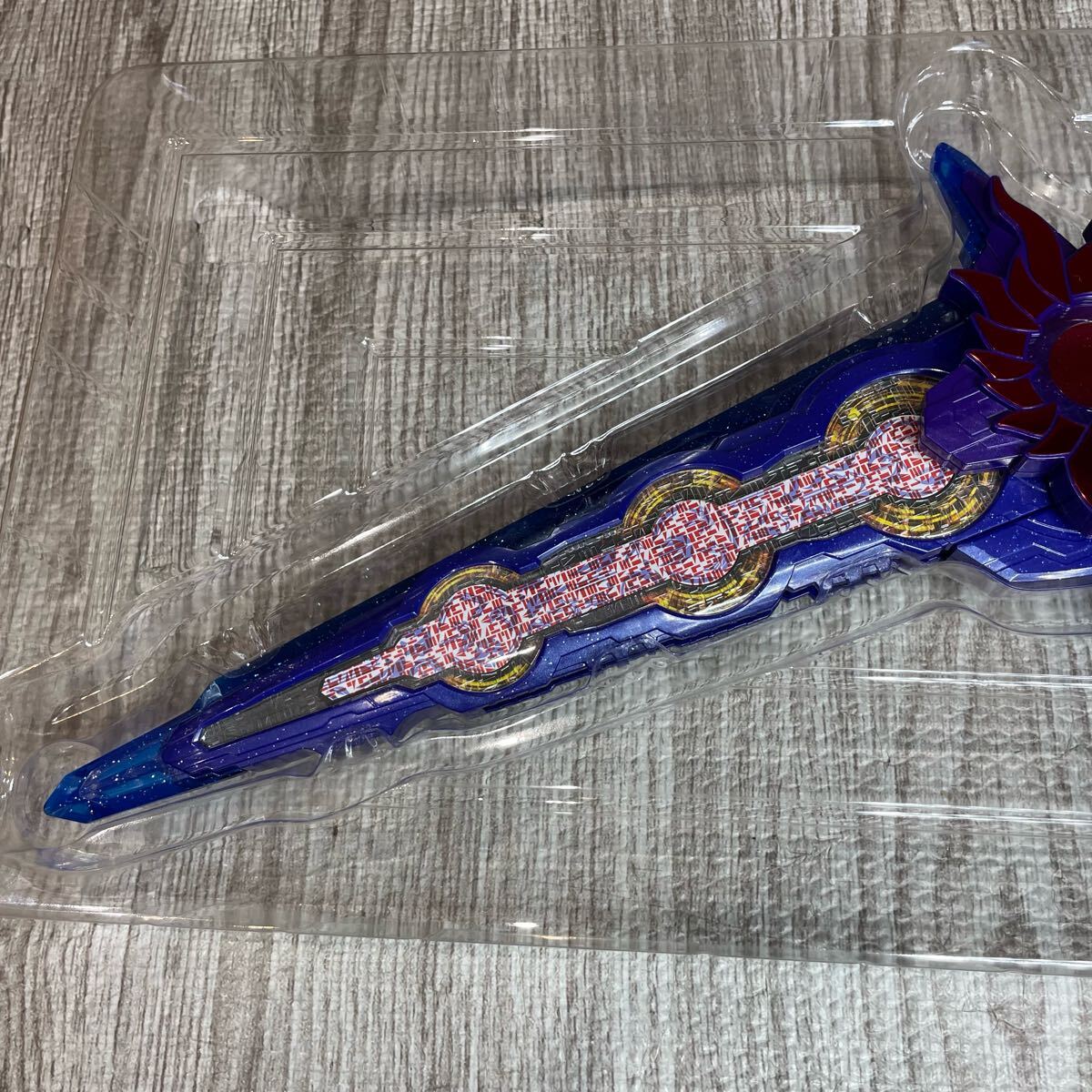 バンダイ 仮面ライダーセイバー DX 刃王剣クロスセイバー 仮面 バンダイ 仮面ライダーセイバー DX 刃王剣クロスセイバー 仮面