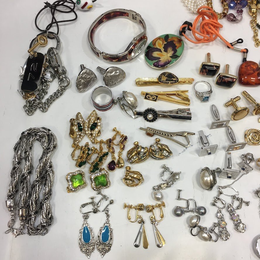 □【買取まねきや】メッキアクセサリーおまとめ パール □【買取まねきや】メッキアクセサリーおまとめ パール