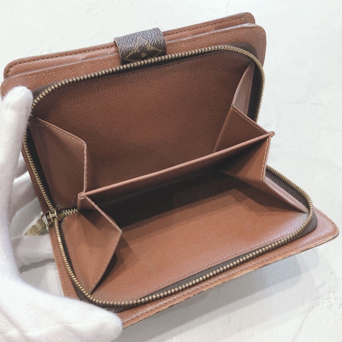 LOUISVUITTON ルイヴィトン ヴィトン モノグラム 折り財布 手帳 LOUISVUITTON ルイヴィトン ヴィトン モノグラム 折り財布 手帳