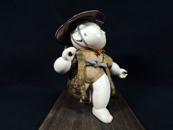 人形師 岡本玉水/「孝子/筍掘り」/御所人形/高:17cm/共箱/日本 人形師 岡本玉水/「孝子/筍掘り」/御所人形/高:17cm/共箱/日本