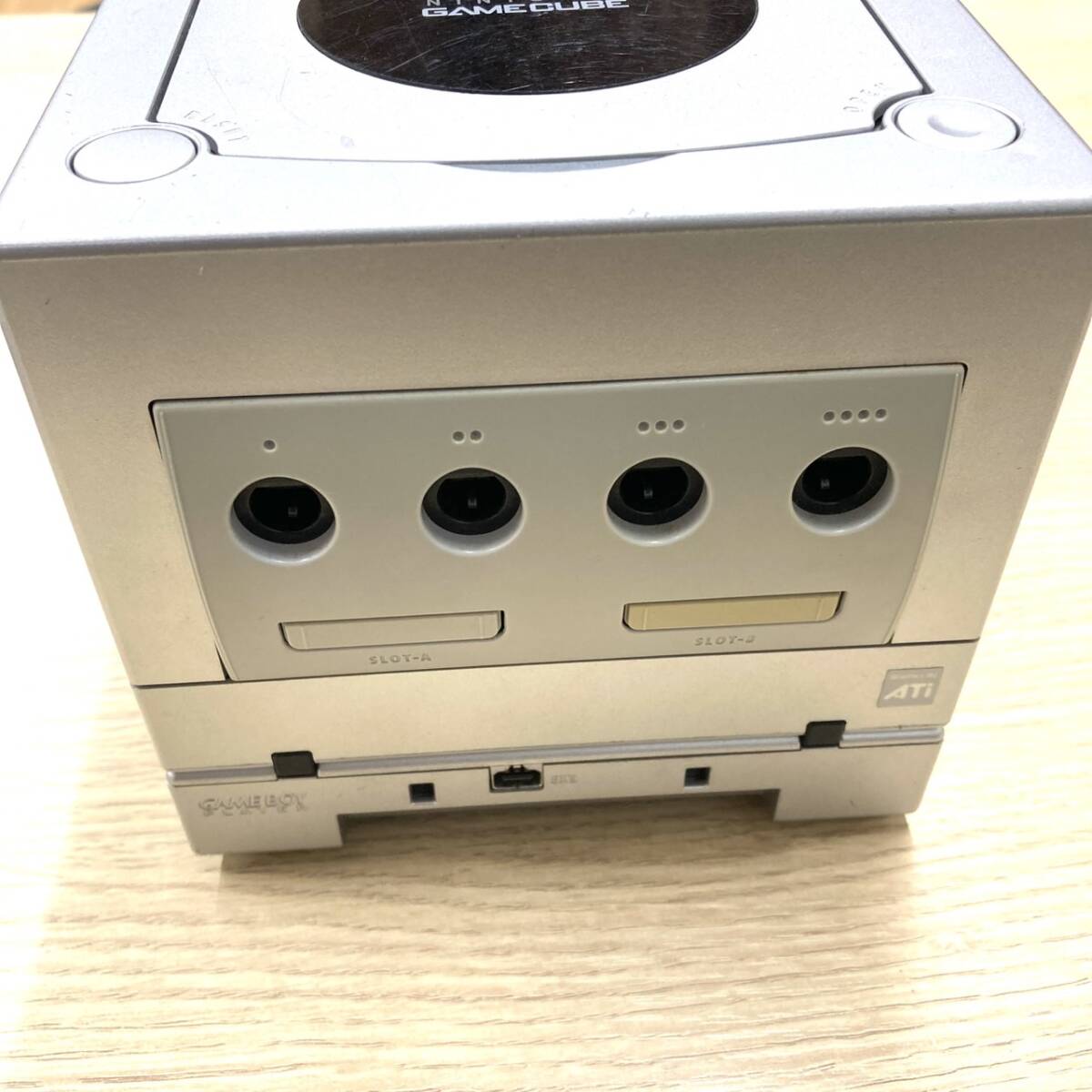 8646 ゲーム ゲームキューブ 本体 DOL-001 シルバー DOL-017 8646 ゲーム ゲームキューブ 本体 DOL-001 シルバー DOL-017