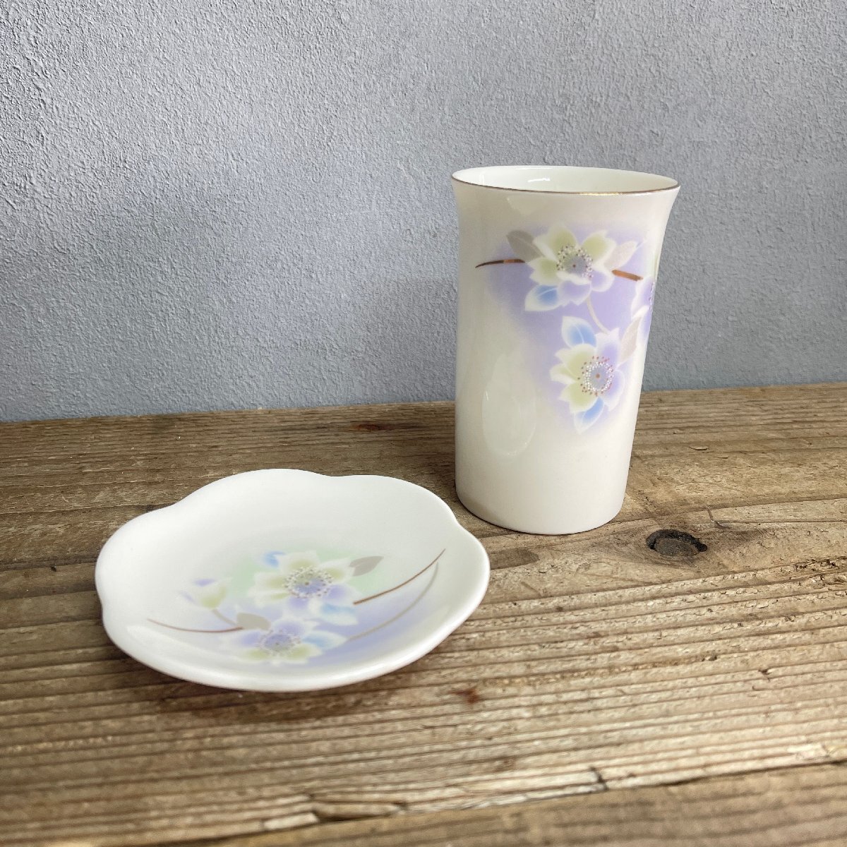 有田焼 小皿 湯呑 青藍窯 未使用品 保管品 金彩 食器セット(5客 有田焼 小皿 湯呑 青藍窯 未使用品 保管品 金彩 食器セット(5客
