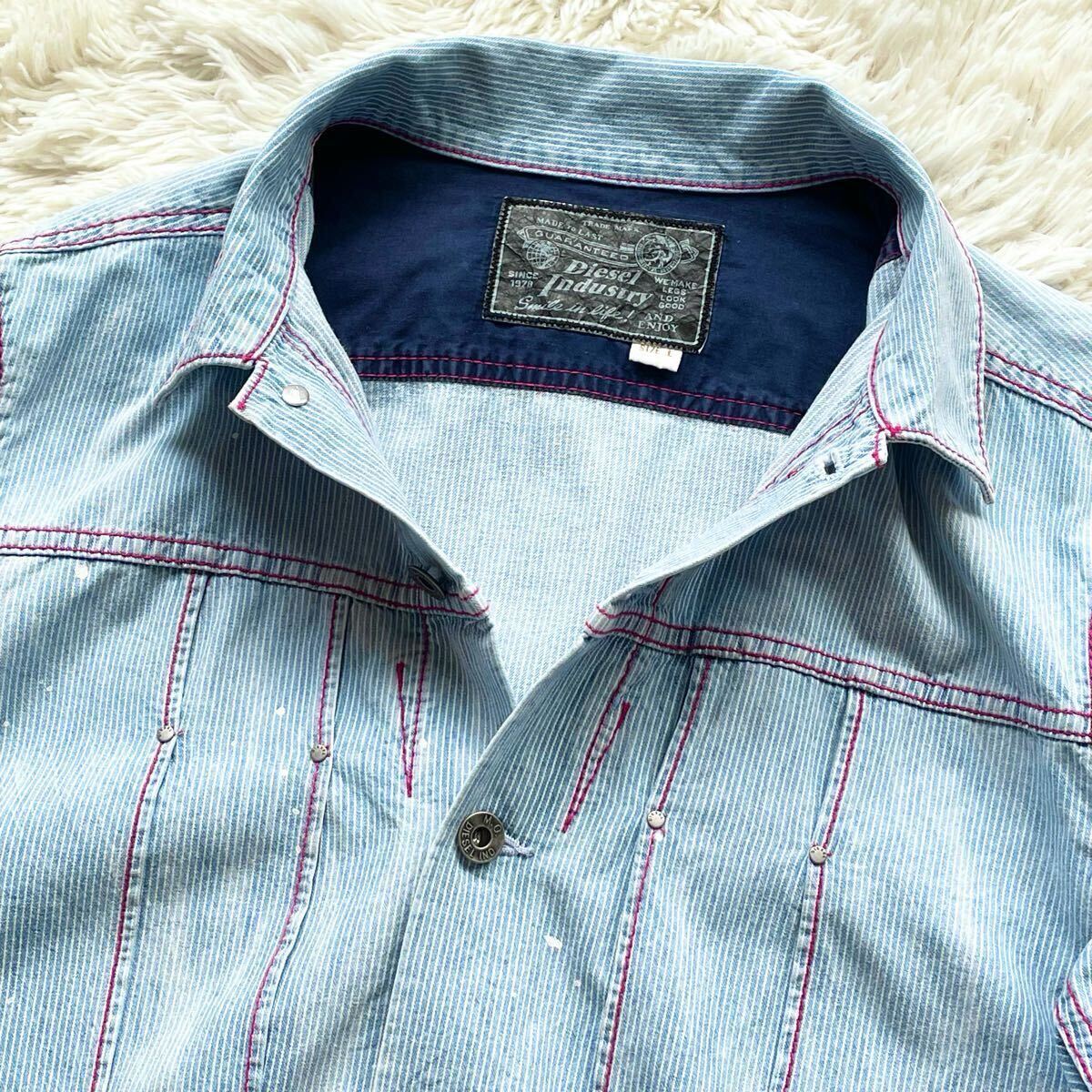 Lサイズ DIESEL ライトデニムジャケット ペイント加工 ロゴ Lサイズ DIESEL ライトデニムジャケット ペイント加工 ロゴ