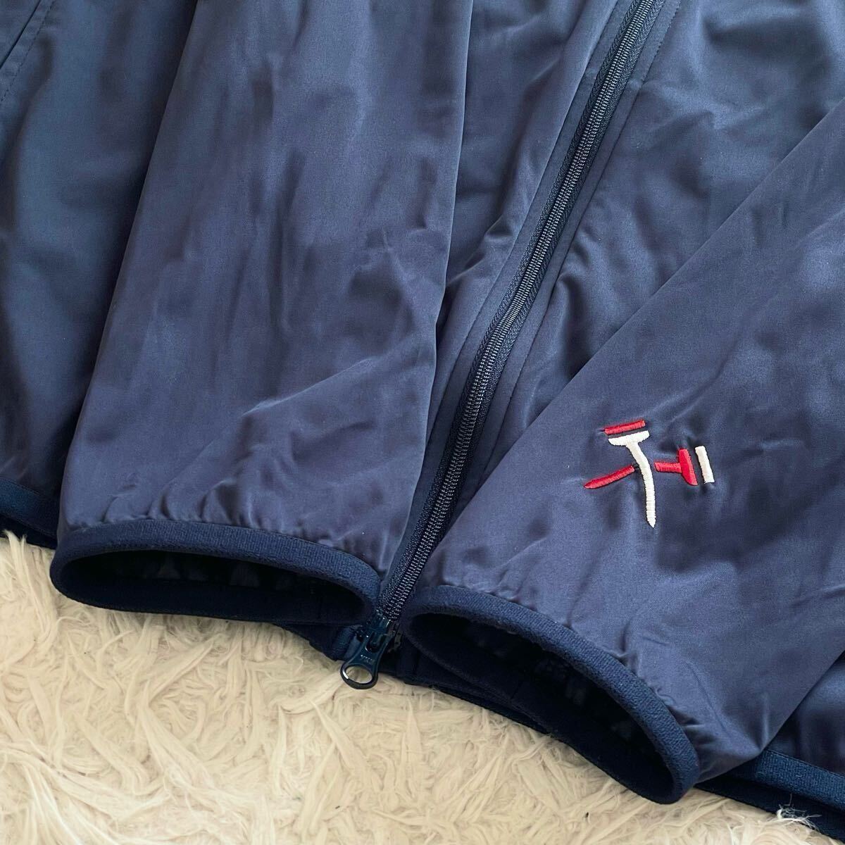 美品 XLサイズ BEAMS GOLF 近年モデル 2way ナイロンジャケット 美品 XLサイズ BEAMS GOLF 近年モデル 2way ナイロンジャケット