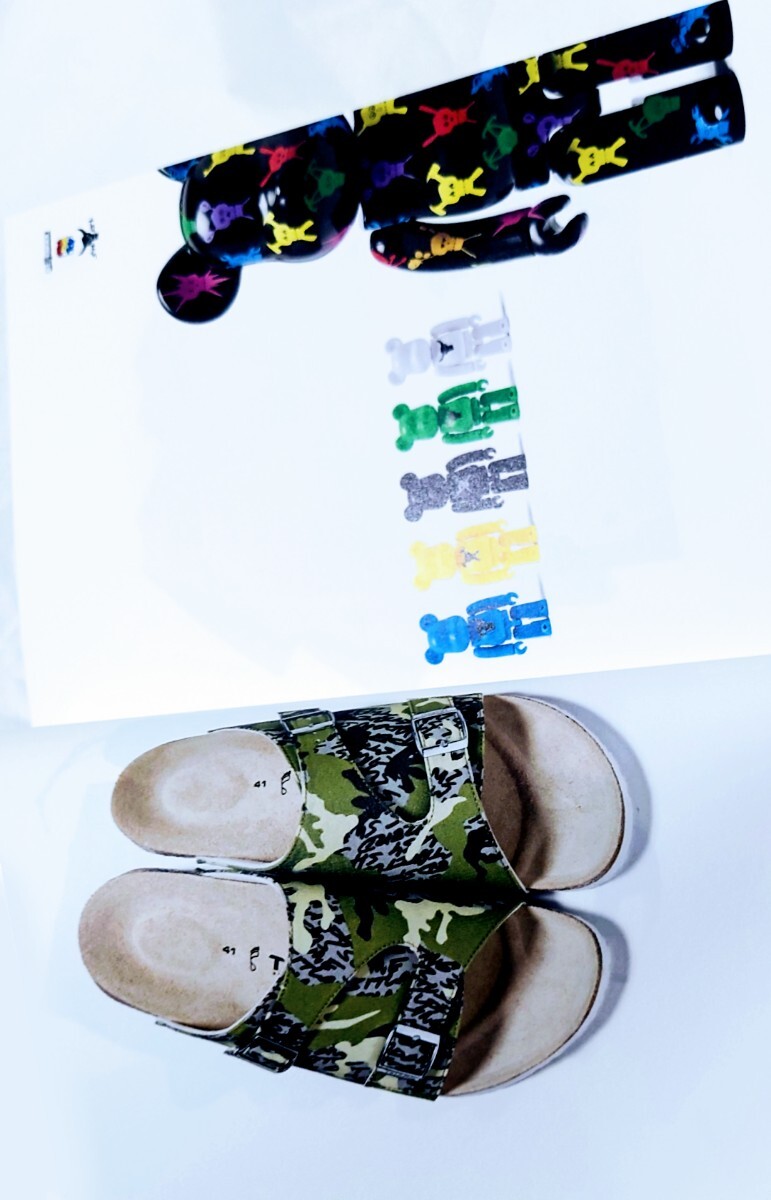 希少 Stussy × FUTURA 100% ベアブリック カタログ ポストカード 希少 Stussy × FUTURA 100% ベアブリック カタログ ポストカード